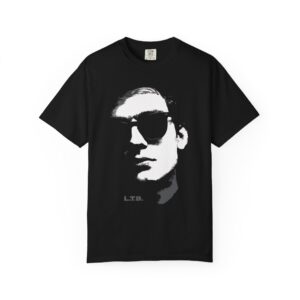 Minimalist Portrait Tee — Monochrome Sunglasses Face T-Shirt