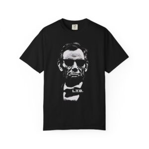 Classic Gentleman Sunglasses T-Shirt — Vintage Cool Portrait Tee