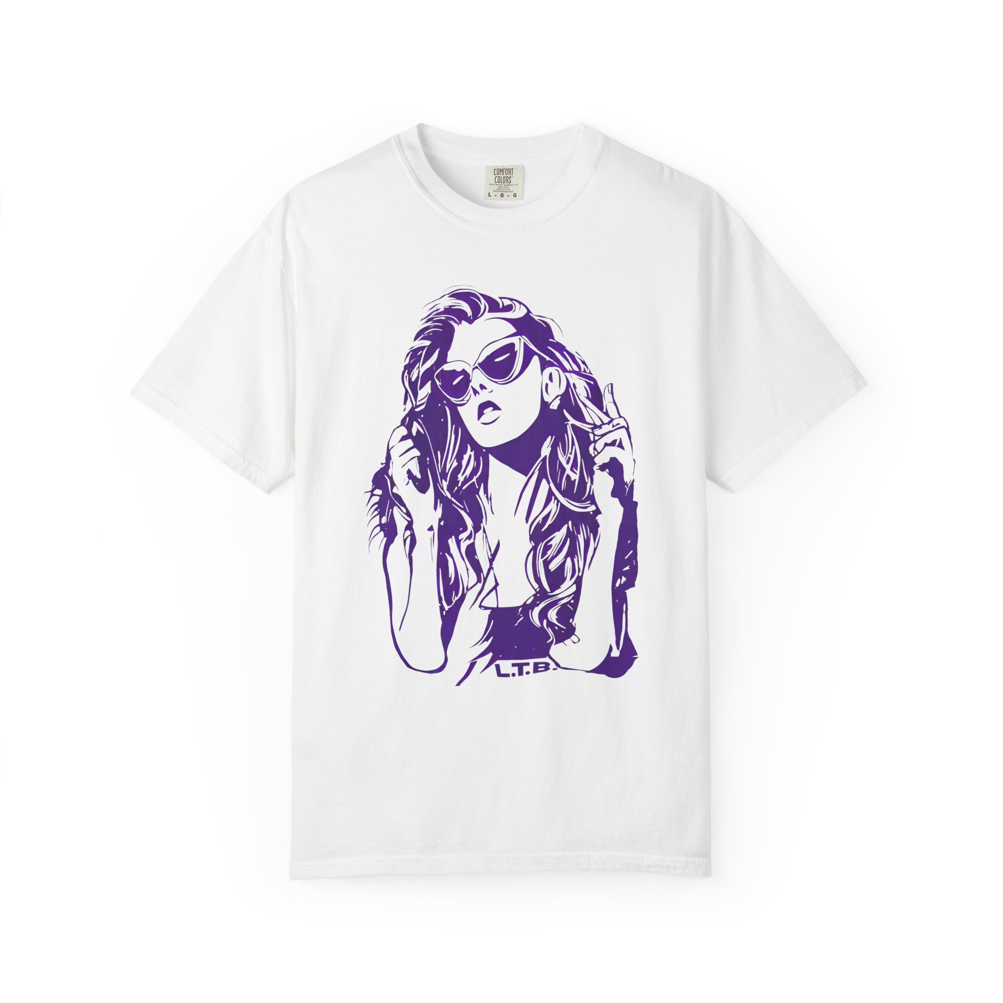 Retro Sunglasses Girl T-Shirt – Music Festival Aesthetic Graphic Tee